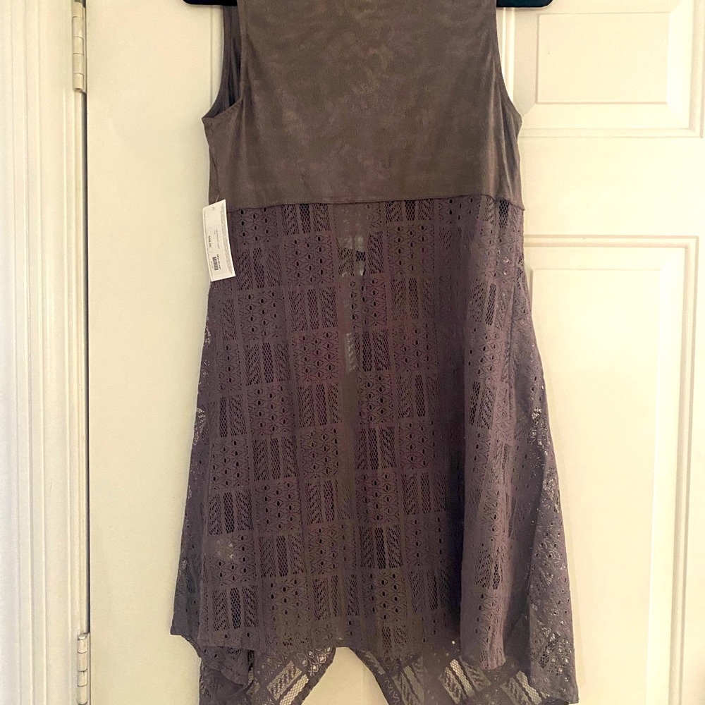 Long vest with suede top and lace bottom